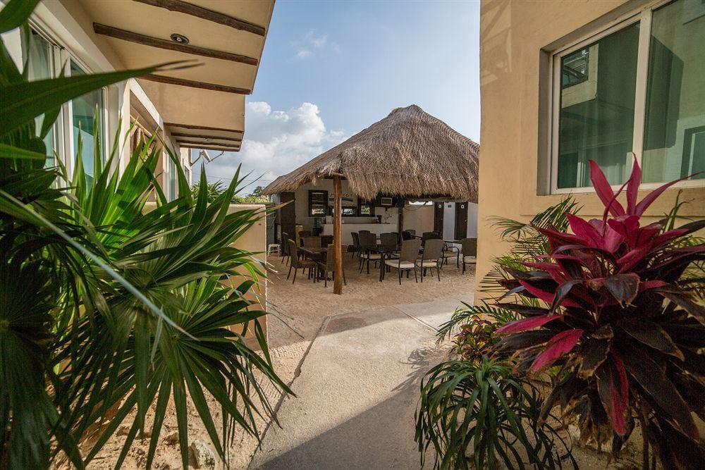 Hotel Arenas Mahahual Exterior photo